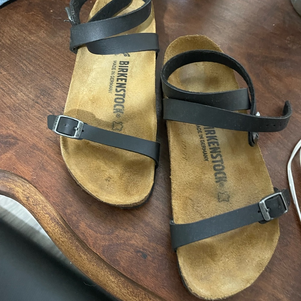 Birkenstock Yara oiled leather sandals (size 36)